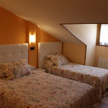 Don Jaime Ii Guest house Segovia