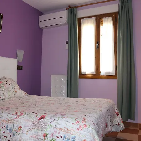 Don Jaime Ii Guest house Segovia