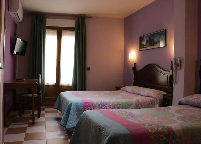 Gasthuis Don Jaime Ii *